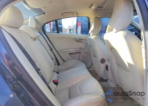 2013 Volvo S60 T5 из США, поврежденный, VIN YV1612FS4D1219498